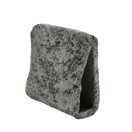 Calvus stone cave
